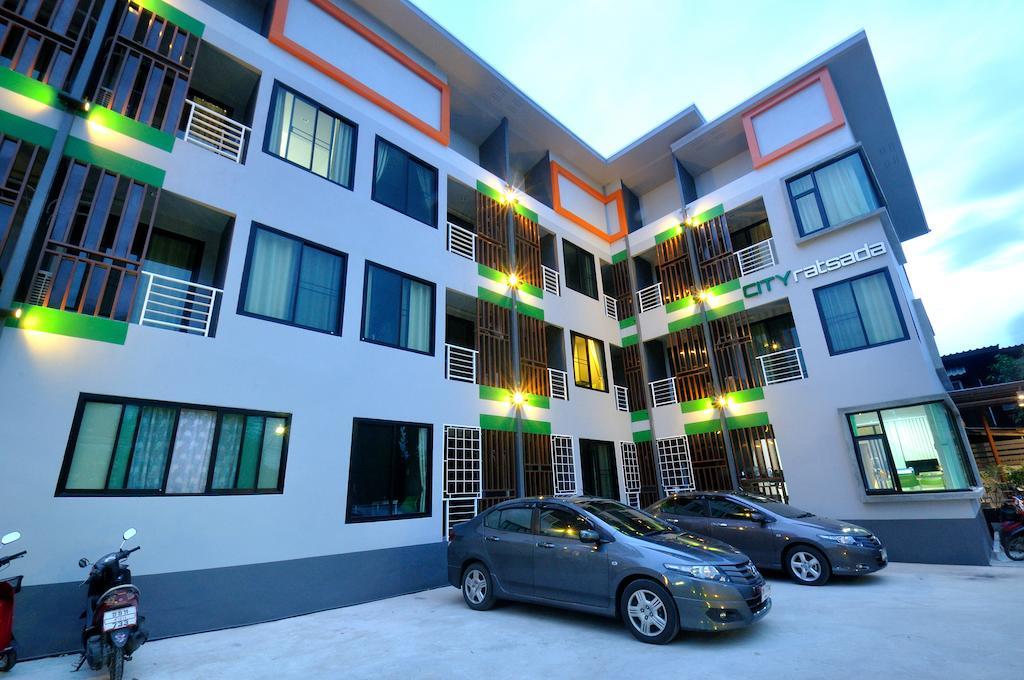 City Ratsada Lampang Luaran gambar
